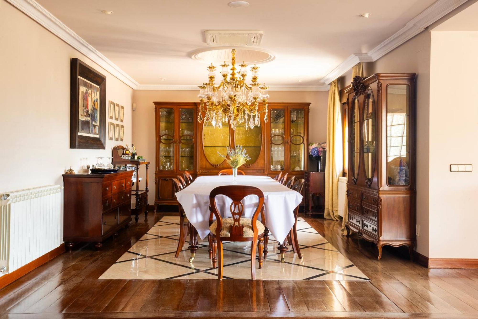 Mansion Con Jacuzzi A 40 Grados, Gran Piscina Y Padel Βίλα El Tiemblo Εξωτερικό φωτογραφία