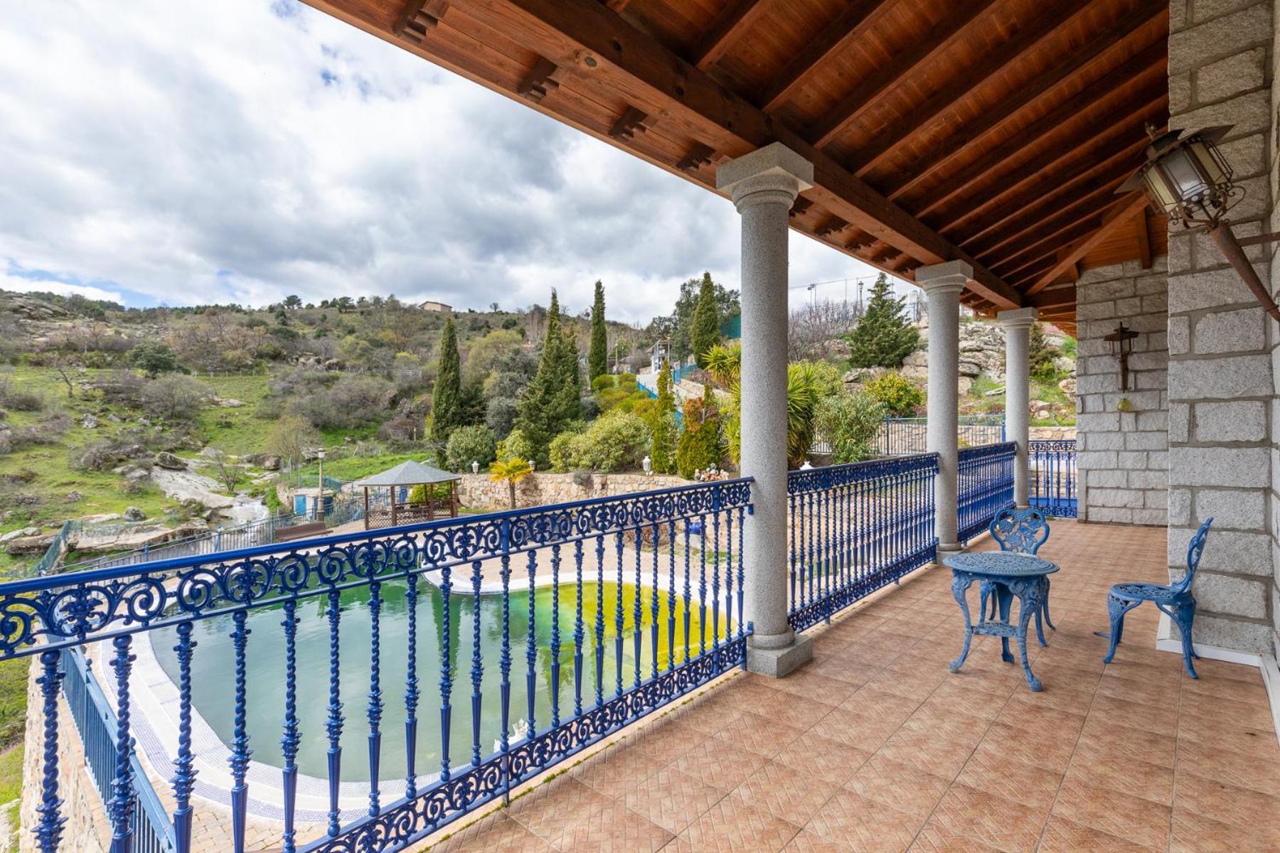 Mansion Con Jacuzzi A 40 Grados, Gran Piscina Y Padel Βίλα El Tiemblo Εξωτερικό φωτογραφία