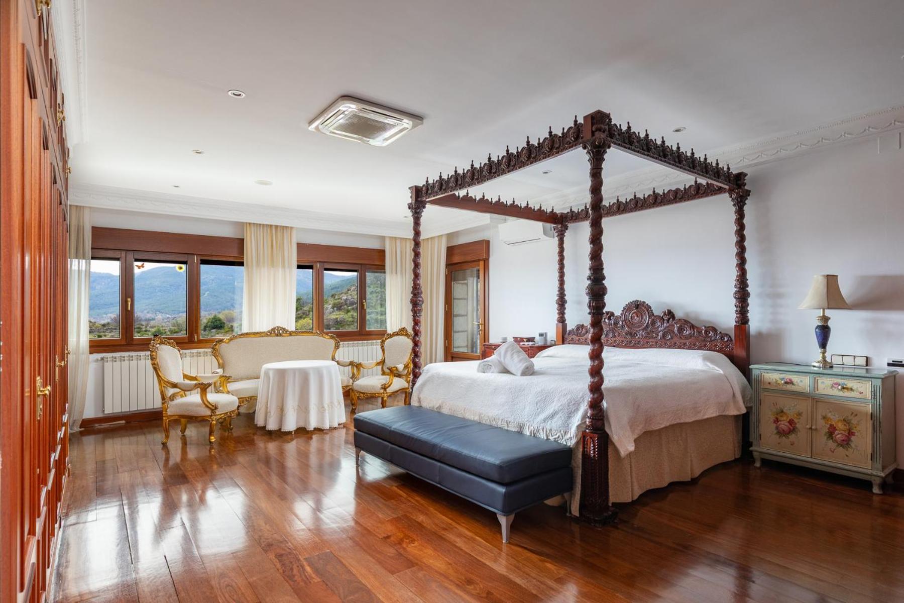 Mansion Con Jacuzzi A 40 Grados, Gran Piscina Y Padel Βίλα El Tiemblo Εξωτερικό φωτογραφία