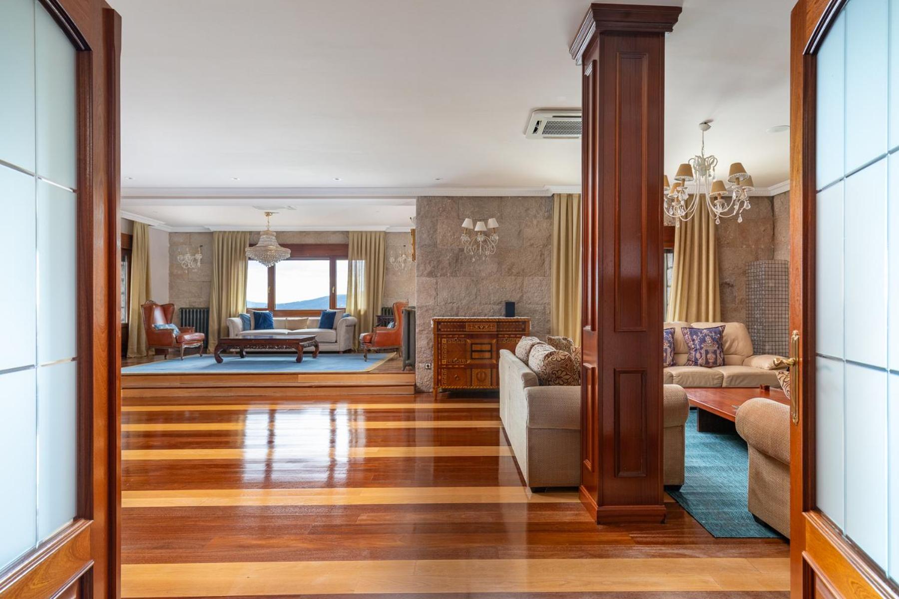 Mansion Con Jacuzzi A 40 Grados, Gran Piscina Y Padel Βίλα El Tiemblo Εξωτερικό φωτογραφία